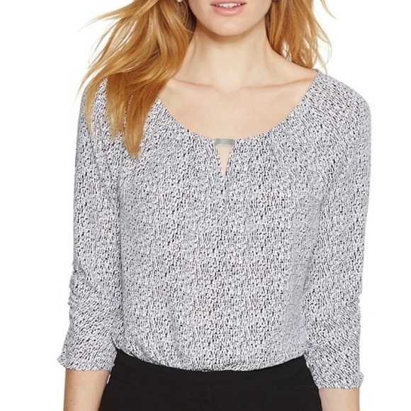 NWT White House Black Market 3/4 Sleeve Keyhole Painted Texture Blouse size S - Picture 1 of 11